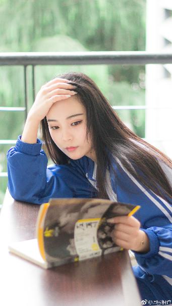 姐姐片多多免费高清电视剧叶